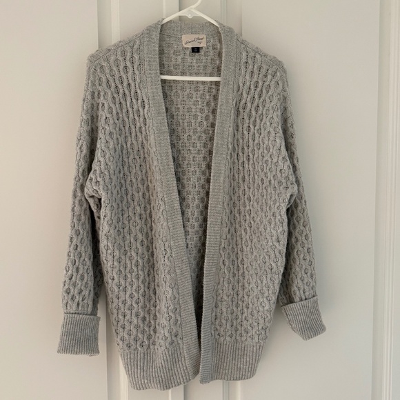 Fashionable Grey Open Cardigan Sweater - Picture 1 of 4
